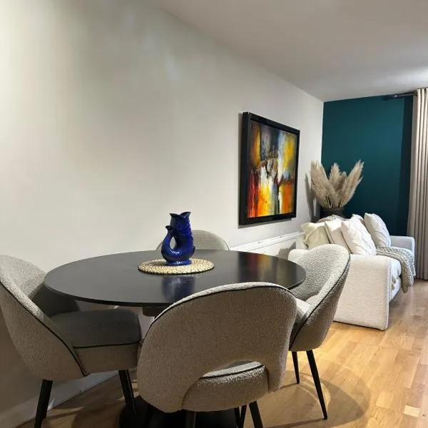 W9 Gem Stylish 2 Bed Flat, hotel in London