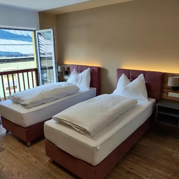 Hotel-Bad Goisern, hotel v destinaci Bad Goisern