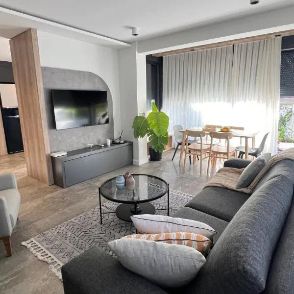 Leos Apartments Apart1, hôtel à Sidé