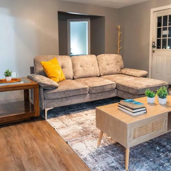 Cozy 3BR Haven, hotel in Hillsdale