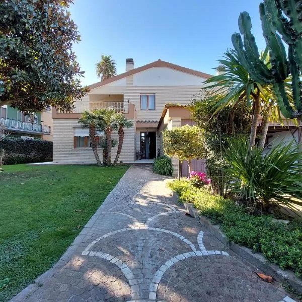 Villa Gisi Guest House, hotel in Fiumicino
