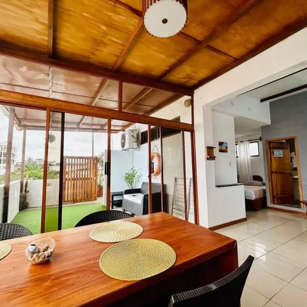 Ph con terraza privada vista a la bahia, ξενοδοχείο σε Puerto Ayora