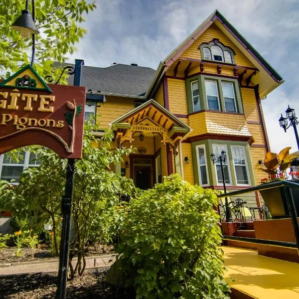 Gîte Les Pignons, hotel u gradu 'Saint-Damien'