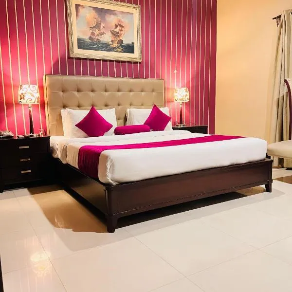 Grand Regent Hotel and Suites, hotel v destinaci Faisalábád