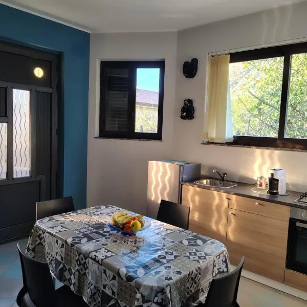 Le CoStanze - Appartamento nel cuore del Parco dei Nebrodi, ξενοδοχείο σε Alcara li Fusi