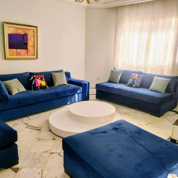 Appartement luxueux aux berges du lac 1, khách sạn ở Tunis