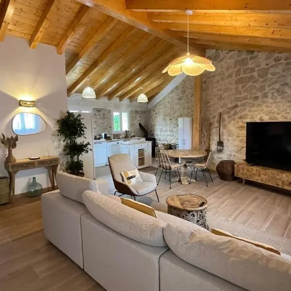 Exclusive Ribera del Duero - TV 75 pulgadas, Netflix gratis y Wifi, hotel in Santa María de Mercadillo