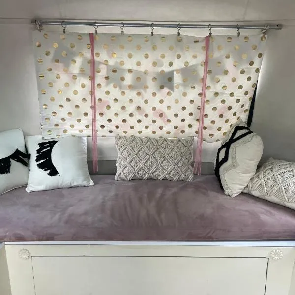 Salève Glamping, hotel in Archamps