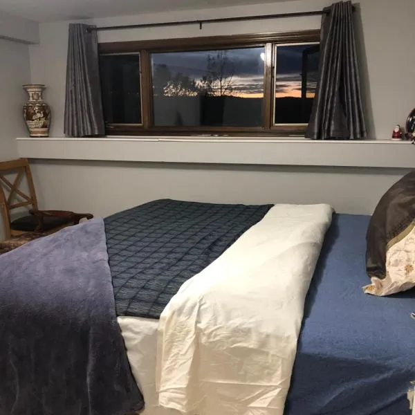 Guest Suite in Peggy's Cove Area, hotel en French Village