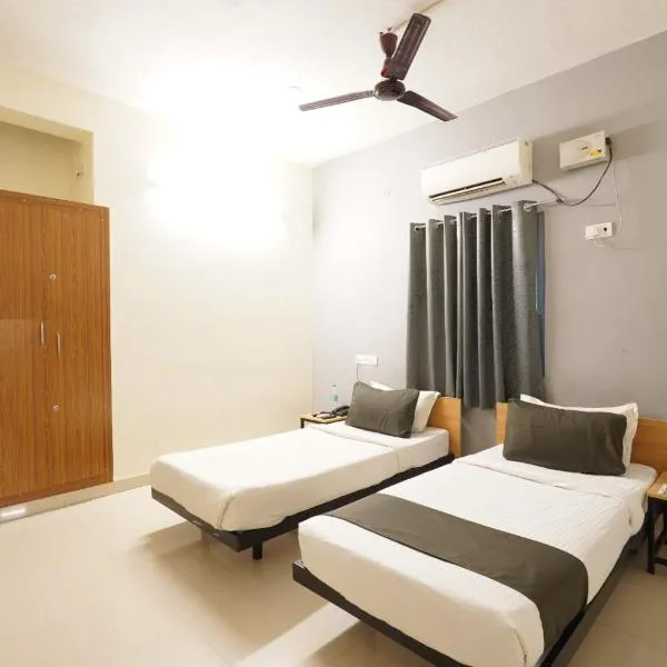 Inn34 By Blessings Hospitality - Porur Near DLF, hotel in Chennai