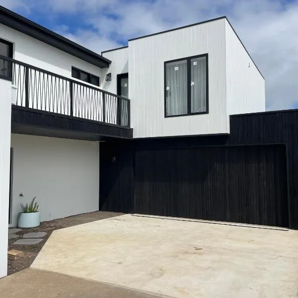 Windsor Studio, Hotel in Warrnambool