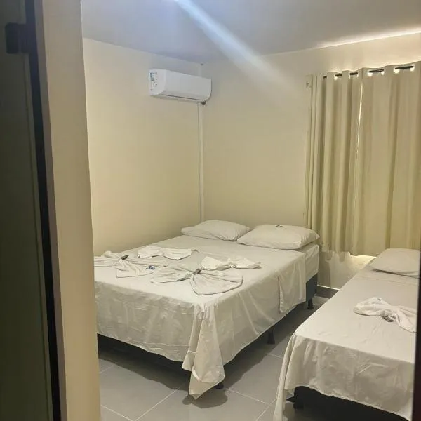 H one Hotel，戈亞尼亞的飯店