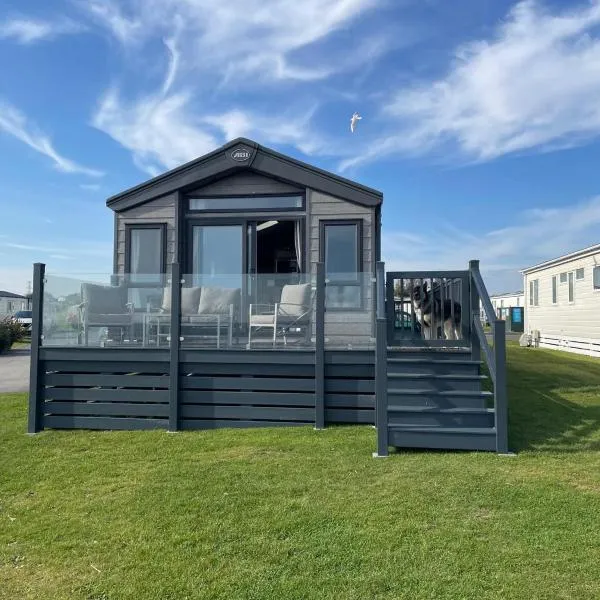 7A Dolphin Point, Hotel in Ashington