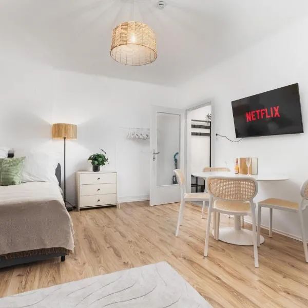 Modernes Apartment in Linz mit Netflix & Balkon, hotel v Linci