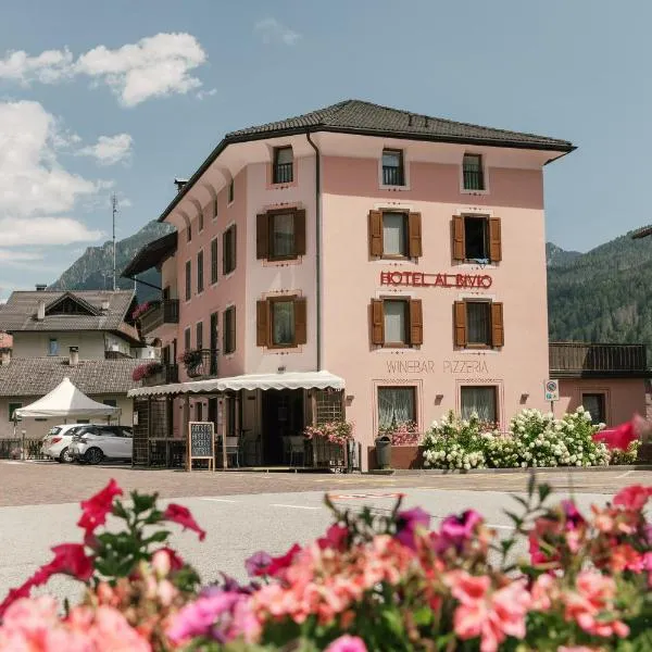 Al Bivio - Hotel & Apartments, hôtel à Imer