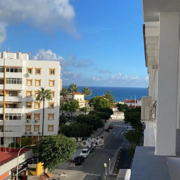 Suite de Marquez , exklusive Dachwohnung im Zentrum mit Meer und Bergblick, hotel i Torremolinos