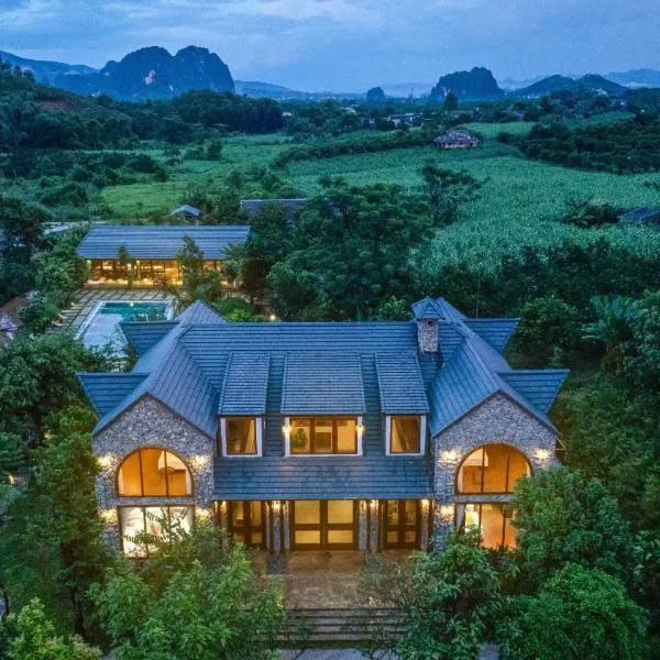 Sundara Retreat, hotel in Hòa Bình