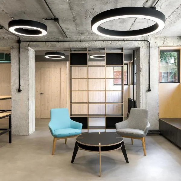 IZY STAY Hostel Bratislava – hotel w Bratysławie