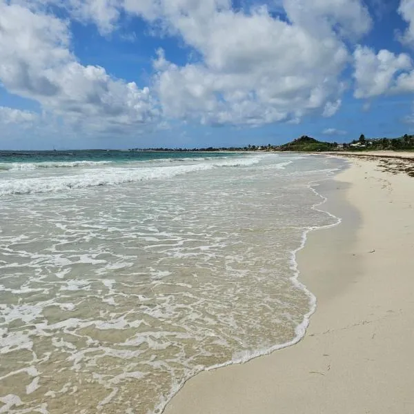 Paradis de Kim, 1 Chambre, sur la plage, Grande Piscine, ξενοδοχείο σε Cul de Sac
