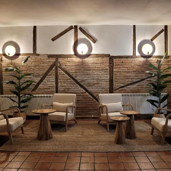 Hospedium Hotel La Fuente, ξενοδοχείο σε Candelario