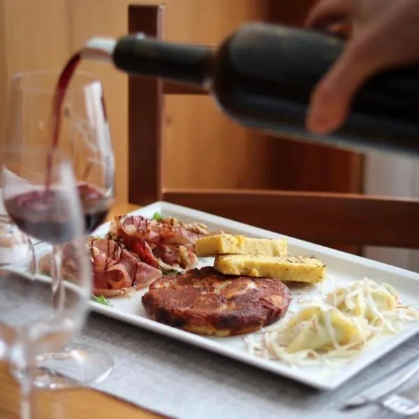 Al Benvenuto Hotel & Restaurant, hotel in Tolmezzo