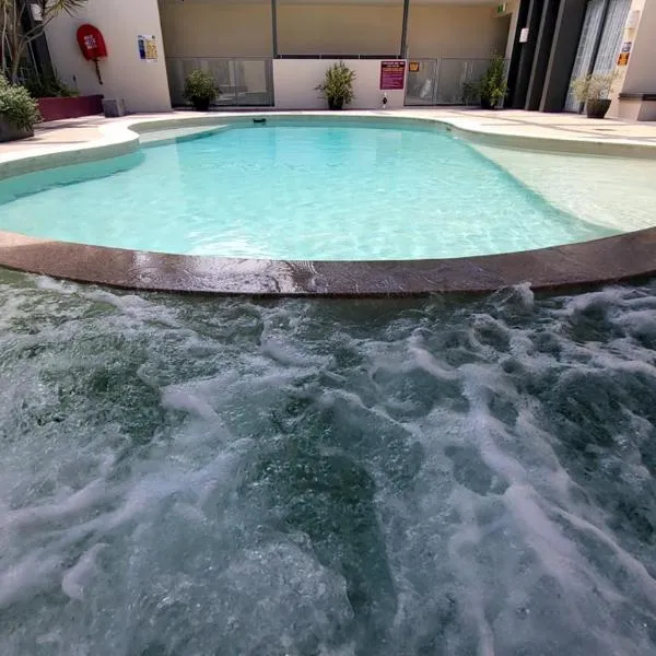 Eden by the Bay, hotel a Hervey Bay