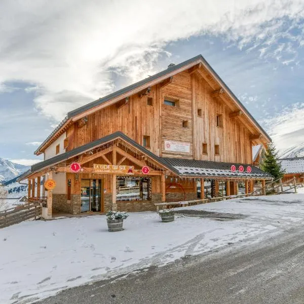 Chalet Arvina, hotel di Saint-Jean-dʼArves