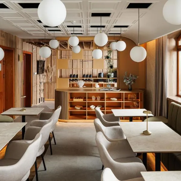 Hotel Brasov, отель в Брашове