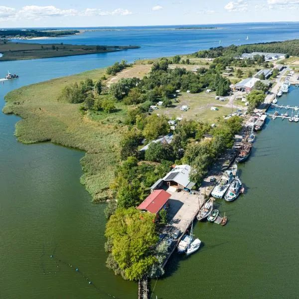 Halbinsel Resort Peenemünde, hotel v destinaci Peenemünde