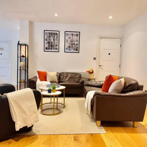 En-suites with Free Parking 30min to Central London，位于伦敦的酒店