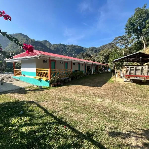 Posada Lili, Hotel in Sasaima