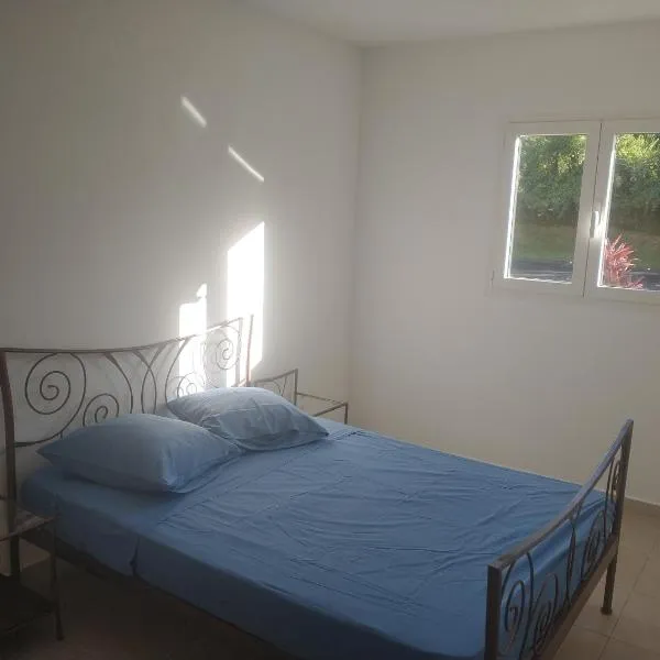 Ti kabann face au coteau, ξενοδοχείο σε Saint-Claude