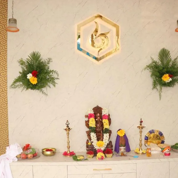 UJ Pallazzio - Business Class Luxury Hotel, hotel v destinaci Tiruvannamalai