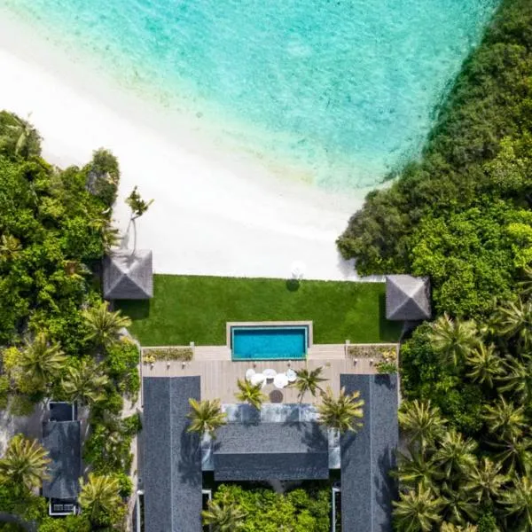 RAAYA By Atmosphere - Premium All Inclusive with Free Transfers, hôtel à Raa Atoll