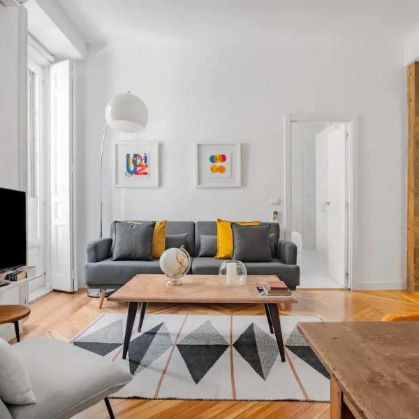 Stylish private flat San Miguel, Madrid
