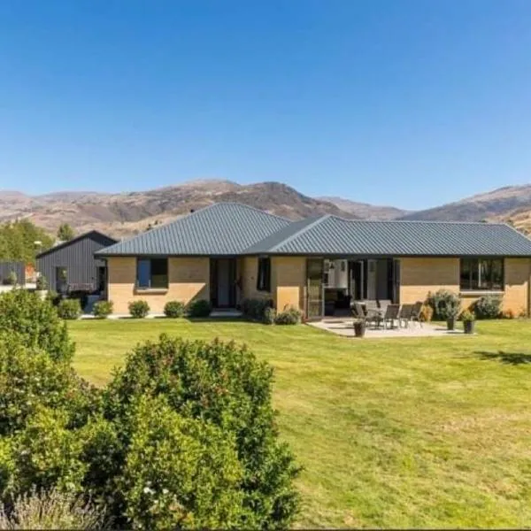 The Mathstone, Hotel in Cromwell