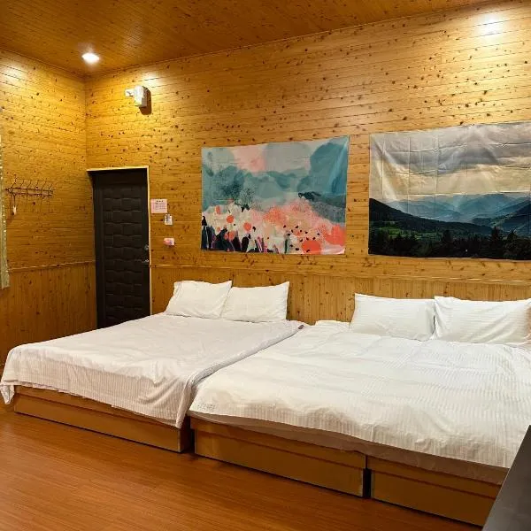 He Ya Leisure Land B&B, hotel in Lugu