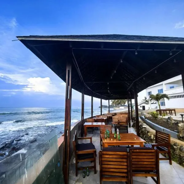 Joy Beach Lodge, khách sạn ở Takoradi