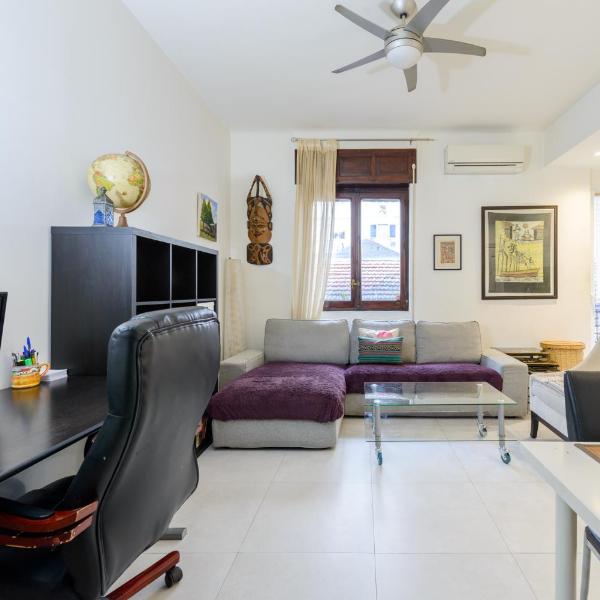 Modern Condo in Goya with Balcony - Retiro park, Мадрид