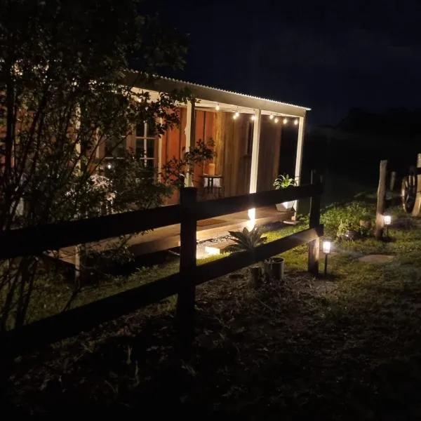 Country Cottage Sunshine Coast, hotel em Montville