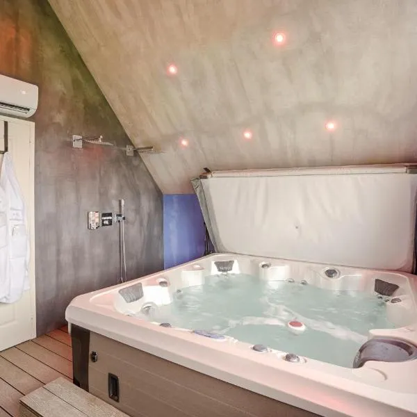 Charme à la campagne avec spa, hotel in Saint-Senier-de-Beuvron