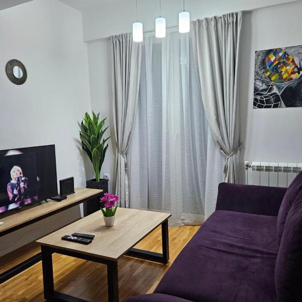 The Wazaari Apartment, Skopje