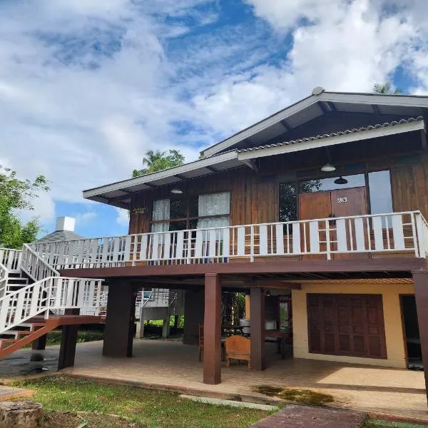 Karaboon Wellness, hotel in Phitsanulok