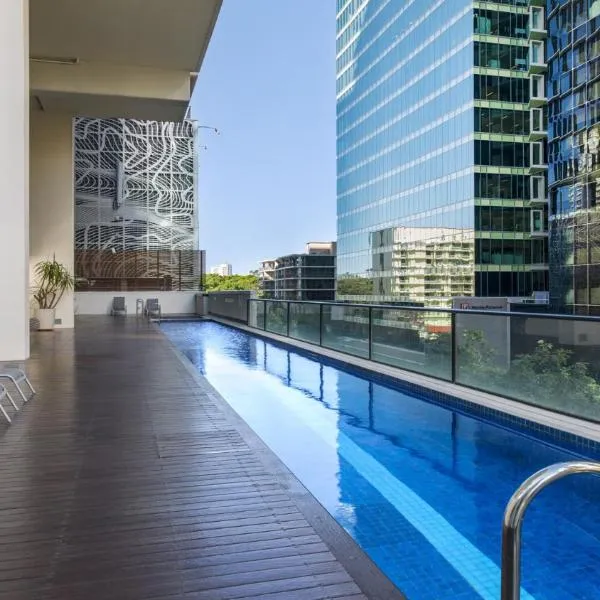Lux 39th floor 3br 2bath, River view, Pool, Gym, Wifi, hotel in Brisbane