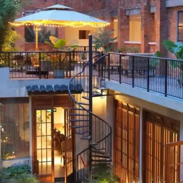 Chuanxing Yinli Hotel Chengdu Kuanzhai Alley Branch，位于成都的酒店