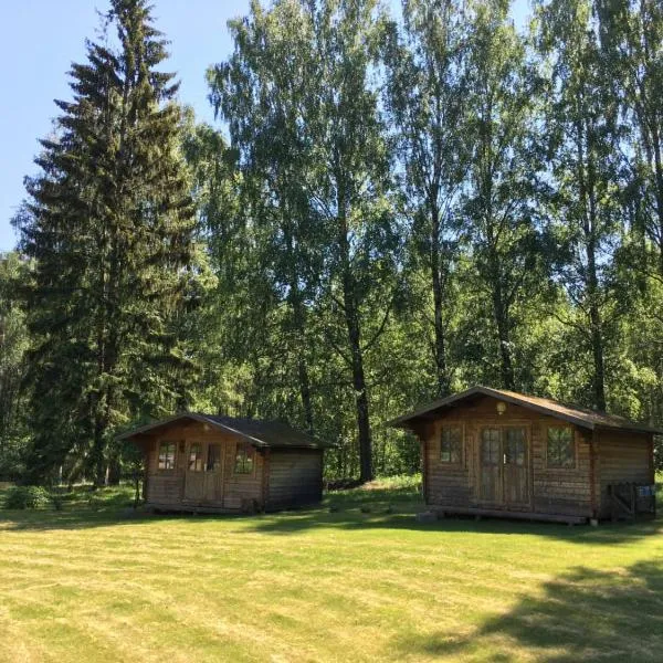 Saatse Muuseumi suvemajad, hotel a Saatse