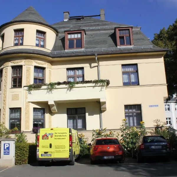 Pension Vogtländer, hotel v destinaci Plauen