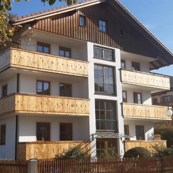 Hotel Pension Geiger: Bad Tölz şehrinde bir otel