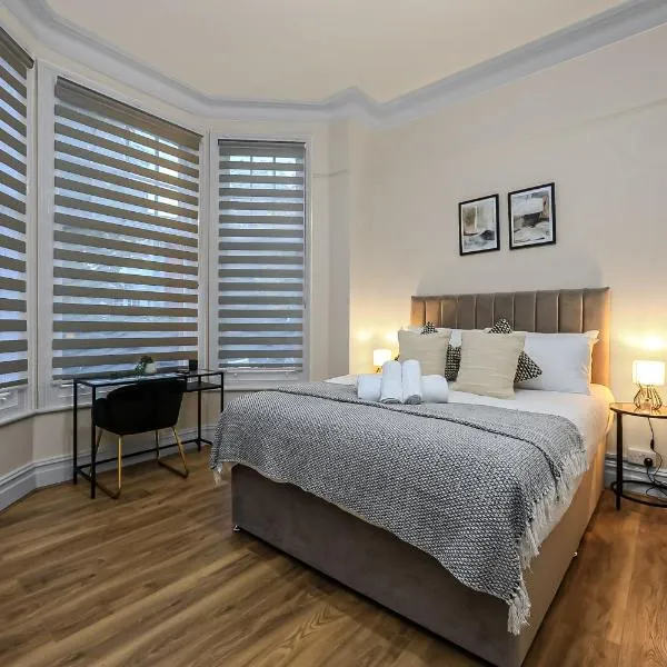 Cozy Sunlit Studio with Kitchenette – hotel w Londynie