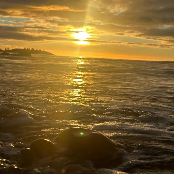 Devonport Breeze Escape, hotel di Devonport